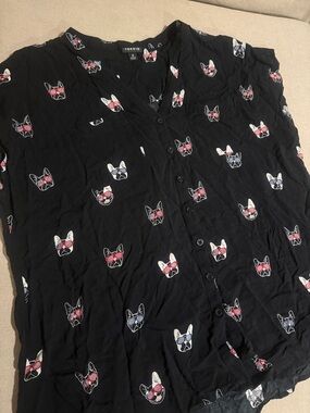 torrid Black Button-Front Blouse with Red & Blue Dog Print
